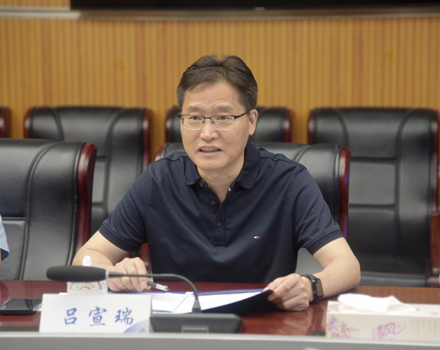 徐州市市場監(jiān)管局一行來方圓檢測集團交流調(diào)研圖片3.png